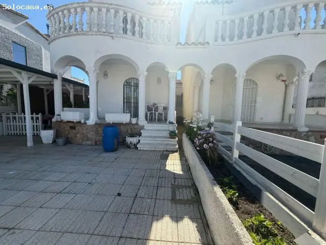 Chalet en Venta Empuriabrava cerca de la Playa