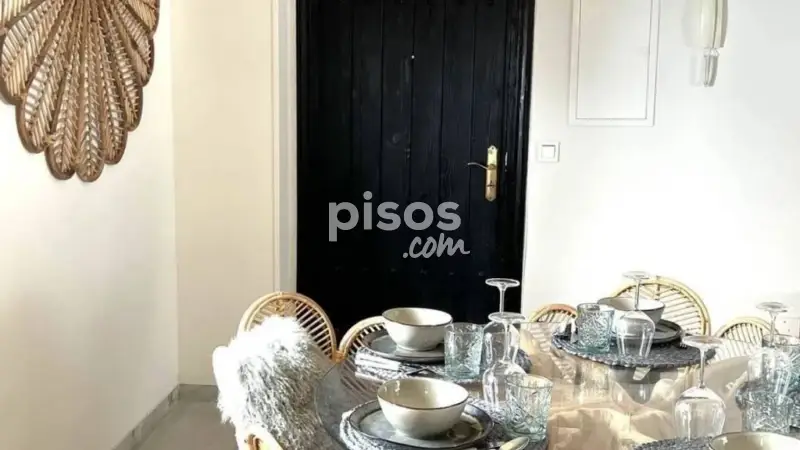 Apartamento en Alquiler Marbella 3 Dormitorios Terraza Vistas al Mar