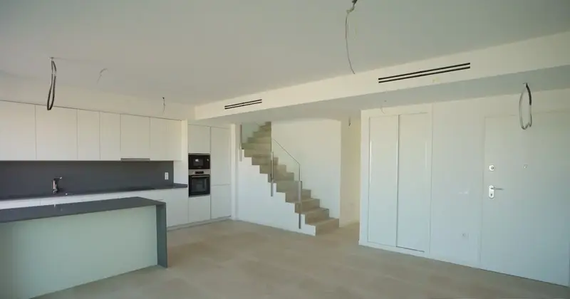 Adosado 3 Dormitorios Finestrat Lujo 237m2 Piscina Gym