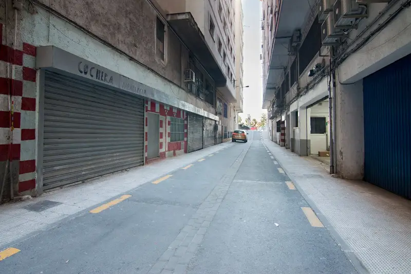 Venta Local Comercial Centro Granada 198m2 Alta Rentabilidad