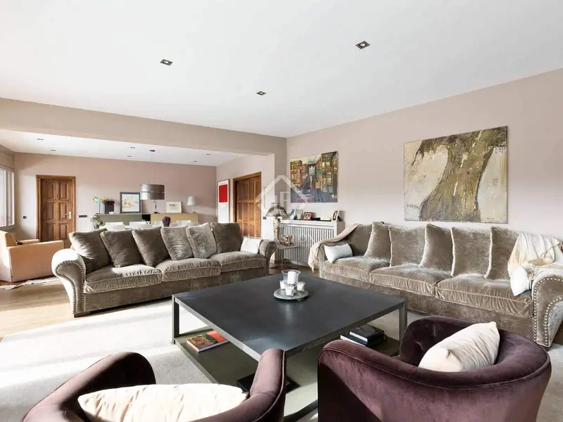 Chalet en Valldoreix con Piscina y Jardin Grande