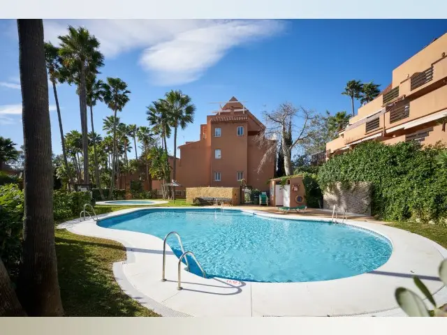 Adosado de 3 Dormitorios en venta Casares, España