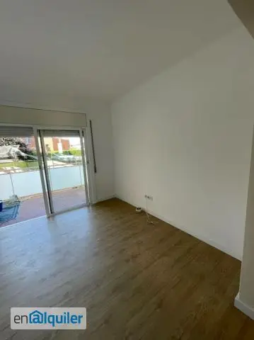 Alquiler Piso 2 habitaciones Can Bou 11 meses