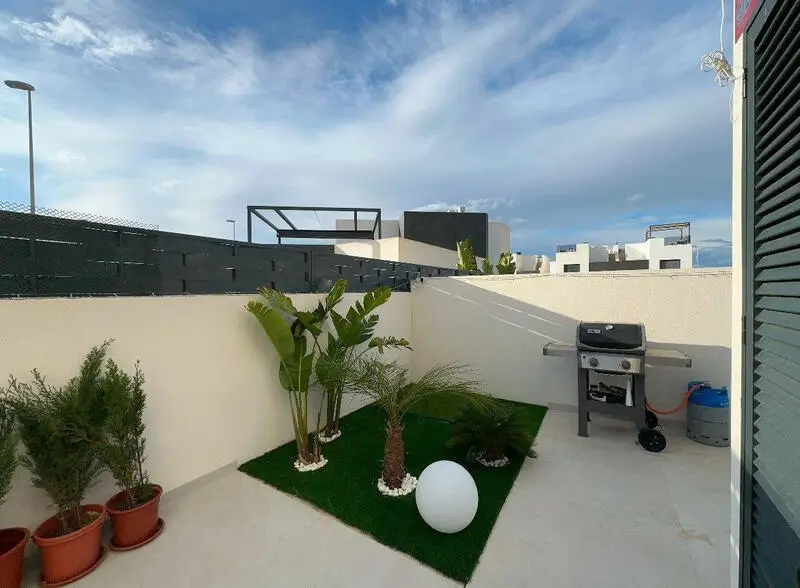 Villa en Venta Benijofar 2 Dormitorios Piscina