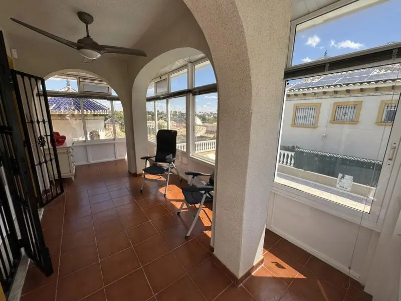 Villa en Venta Villamartin Alicante