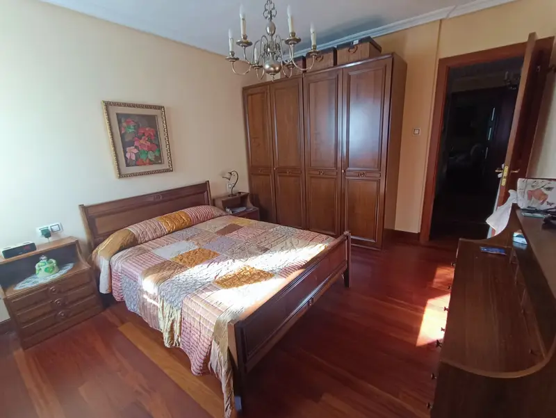 Venta Piso con Terraza en Centro Mondragón