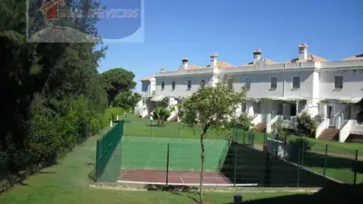 Casa adosada en alquiler en Cartaya