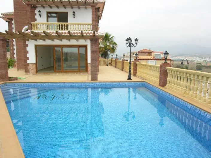 Villa de Lujo 3 Dormitorios Vistas Panorámicas Piscina