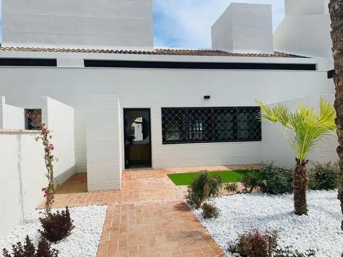 Villa de 2 Dormitorios en Venta
