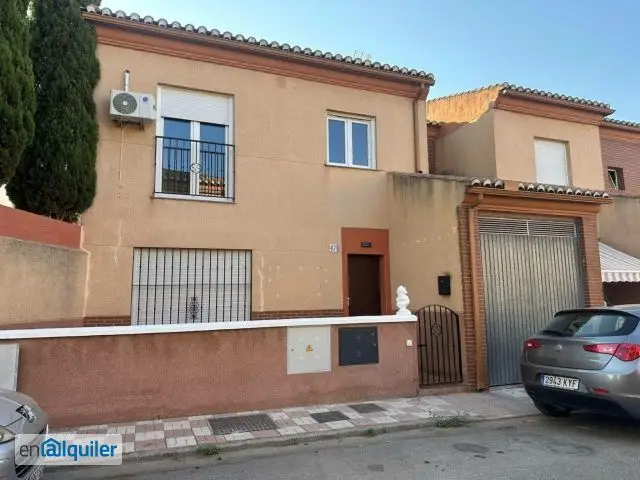 Alquiler Casa Adosada Atarfe 3 Dormitorios Garaje Aire Acondicionado