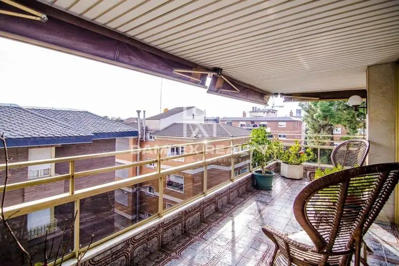 Ático en venta en Barcelona ciudad 319m² 4 dormitorios 3 baños terraza