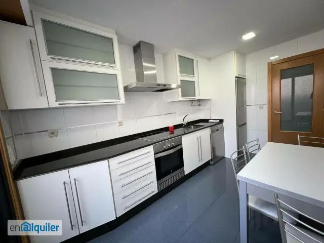 Apartamento Amueblado Centro 2 Dormitorios Garaje