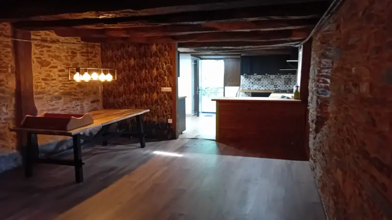 Casa Rural en Venta Oscos  7 Habitaciones  Finca 7000m2
