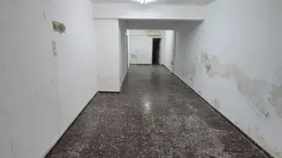 Vivienda y Local en Blasco Ibáñez para Reformar