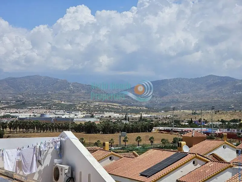 Casa Pareada 5 Dormitorios Torre del Mar Piscina Privada