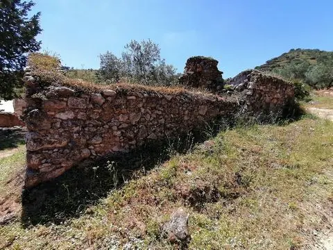Terreno con Ruina en Venta El Chorro Ardales Costa del Sol