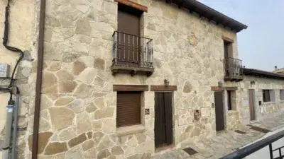 Casa en venta en Calle Escultura de los Canteros de Cardeñosa, Número 00