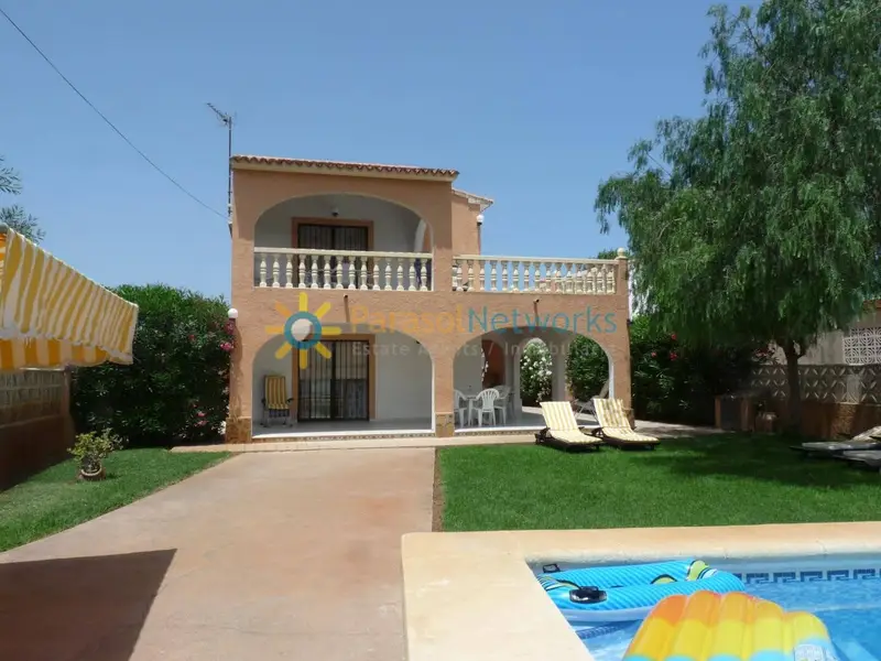 Chalet en alquiler en Oliva, Valencia