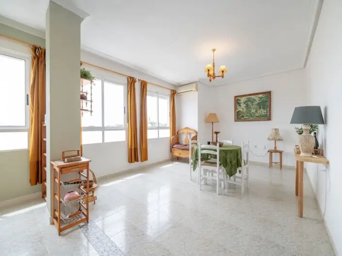 Apartamento 3 Dormitorios Los Montesinos 70m2 Amueblado