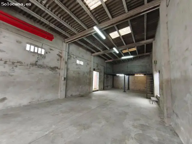 Nave Industrial en Santa Margarida i Els Monjos