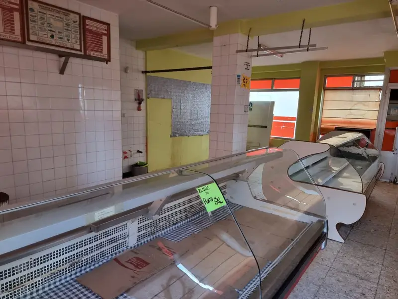 Venta Local Comercial Caranza Ferrol 65m2