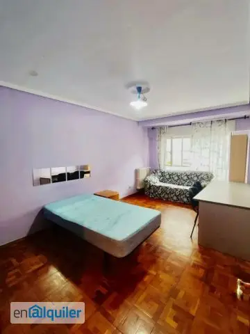 Piso estudiantes Erasmus Oviedo gastos incluidos 4 habitaciones
