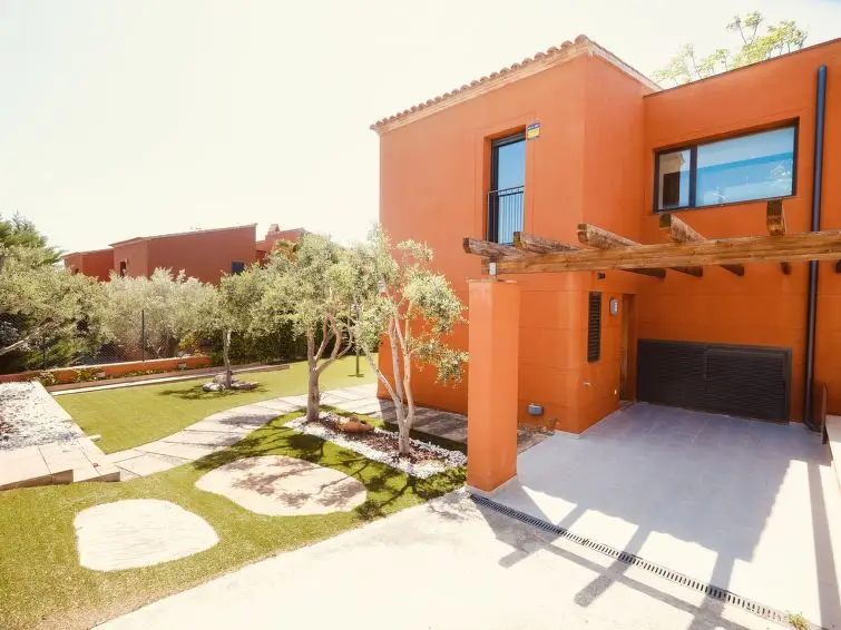 Chalet 4 Dormitorios Miami Playa Piscina Jardin WiFi