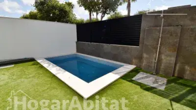 Chalet en Lledó con Garaje Ascensor Terraza y Piscina