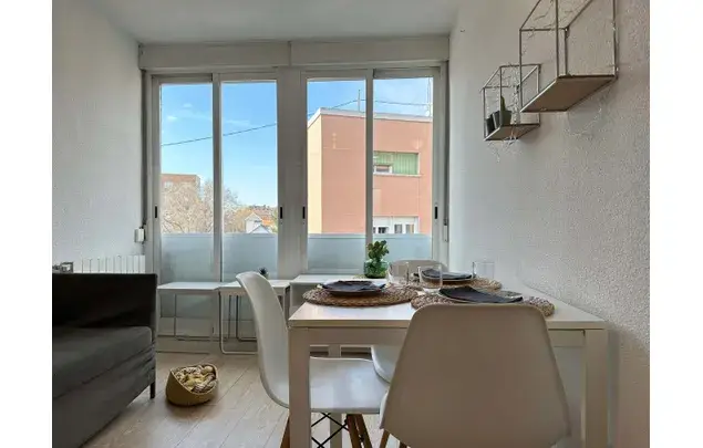 Apartamento 4 Dormitorios Madrid Alquiler Temporada Media Larga