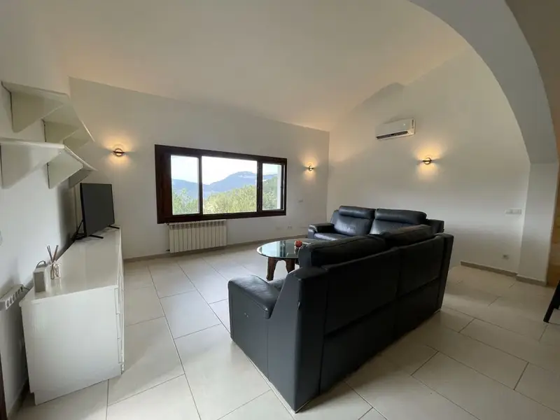 Chalet en Venta Mallorca: Casa de Campo con Vistas Panorámicas