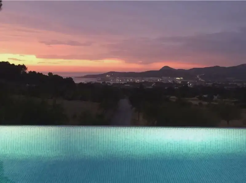 Villa de Lujo en Venta en Sant Agustin Ibiza 5 Dormitorios Piscina Vistas al Mar
