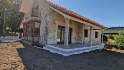 Chalet en venta en Calle Lugar Pias