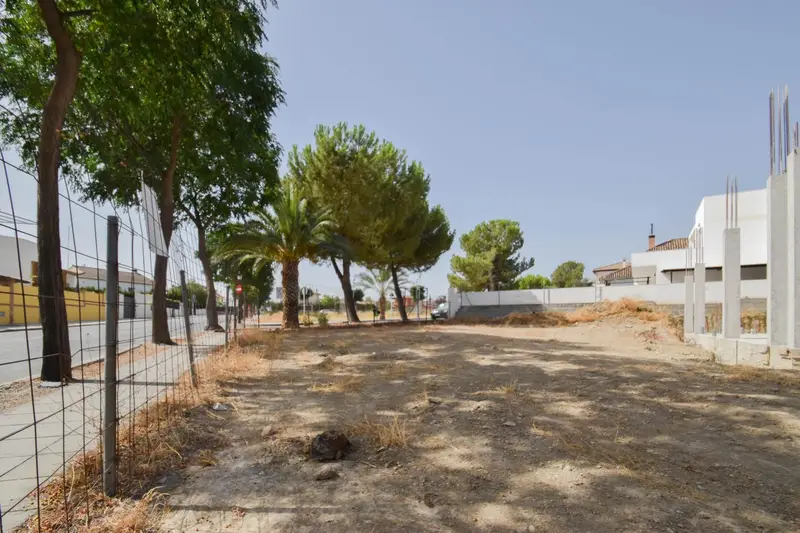 Solar en Venta Belicena 330m2