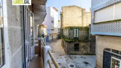 Piso en venta Casco Viejo Cangas reformado terraza