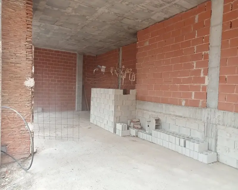 Local en Alquiler 448m2 Marques de Romana Alicante