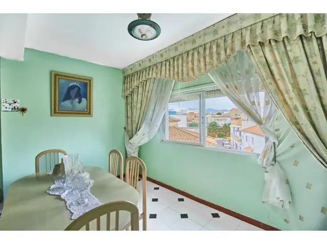 Piso con Encanto en Olula del Rio Cuatro Dormitorios