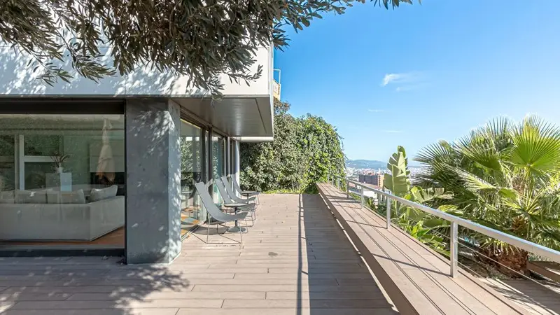 Casa en venta en Sant Genis dels Agudells Barcelona 4 habitaciones
