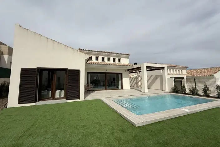 Villa 3 Dormitorios en Venta La Finca Golf Resort