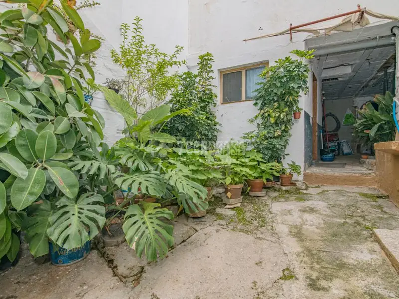 Casa en venta en Cta. Olmedo