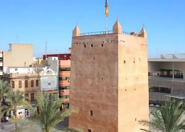 Casa en Torrent Centro para Reformar Gran Potencial Inversor