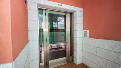 Piso en venta en Avenida de San Campió