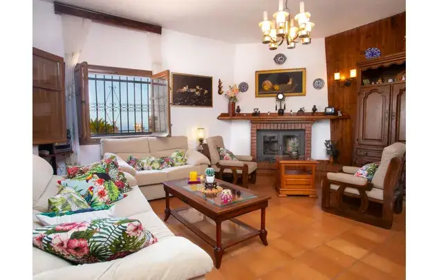 Chalet 2 Dormitorios 3500m2 Motril Piscina Barbacoa