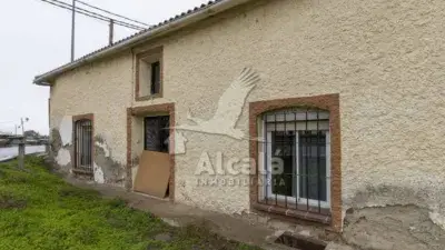 Casa en Venta Nieva 271m2 6 Dormitorios Jardin Cochera