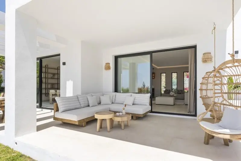 Villa de Lujo 6 Dormitorios El Paraiso Malaga
