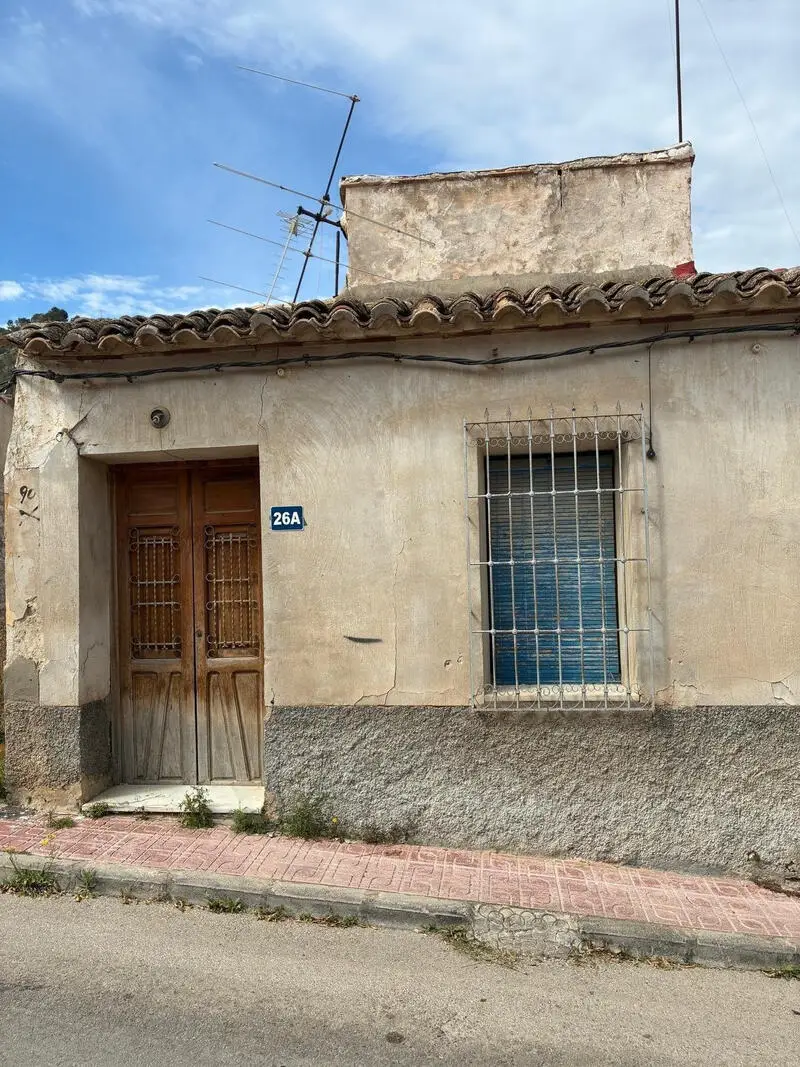 Casa en Hurchillo Orihuela para Reformar o Demoler