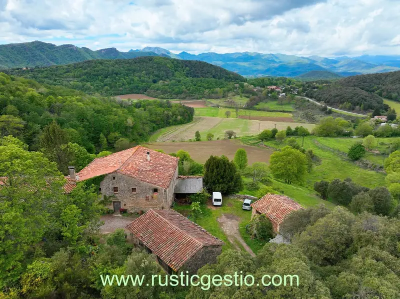 Finca/Casa Rural en venta en Santa Pau, Girona