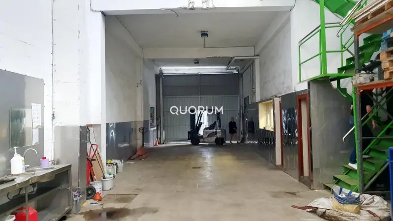 Nave Industrial en Venta Trapaga 700m2 Max Center