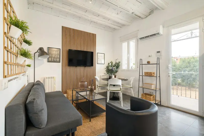 Apartamento 2 Dormitorios Madrid Centro Amueblado