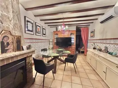 Casa en Venta Vila Real 120m2 3 Dormitorios 2 Baños