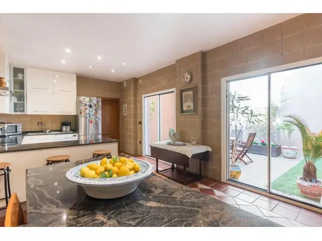 Casa en Esparragal con 4 habitaciones y 3 baños Recien Reformada